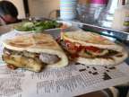 Mélange de légumes grillés, mozzarella, crudités - Pan'Amore - Mons