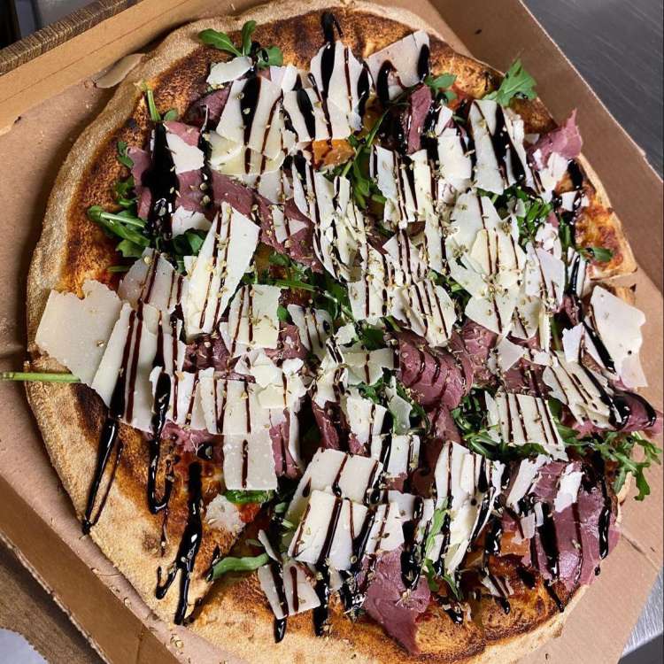 pizzeria-pizza-regal-ghlin-4